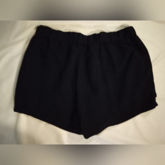 "AMISU" SHORTS (LACE W LINING) - Picture 8 of 8